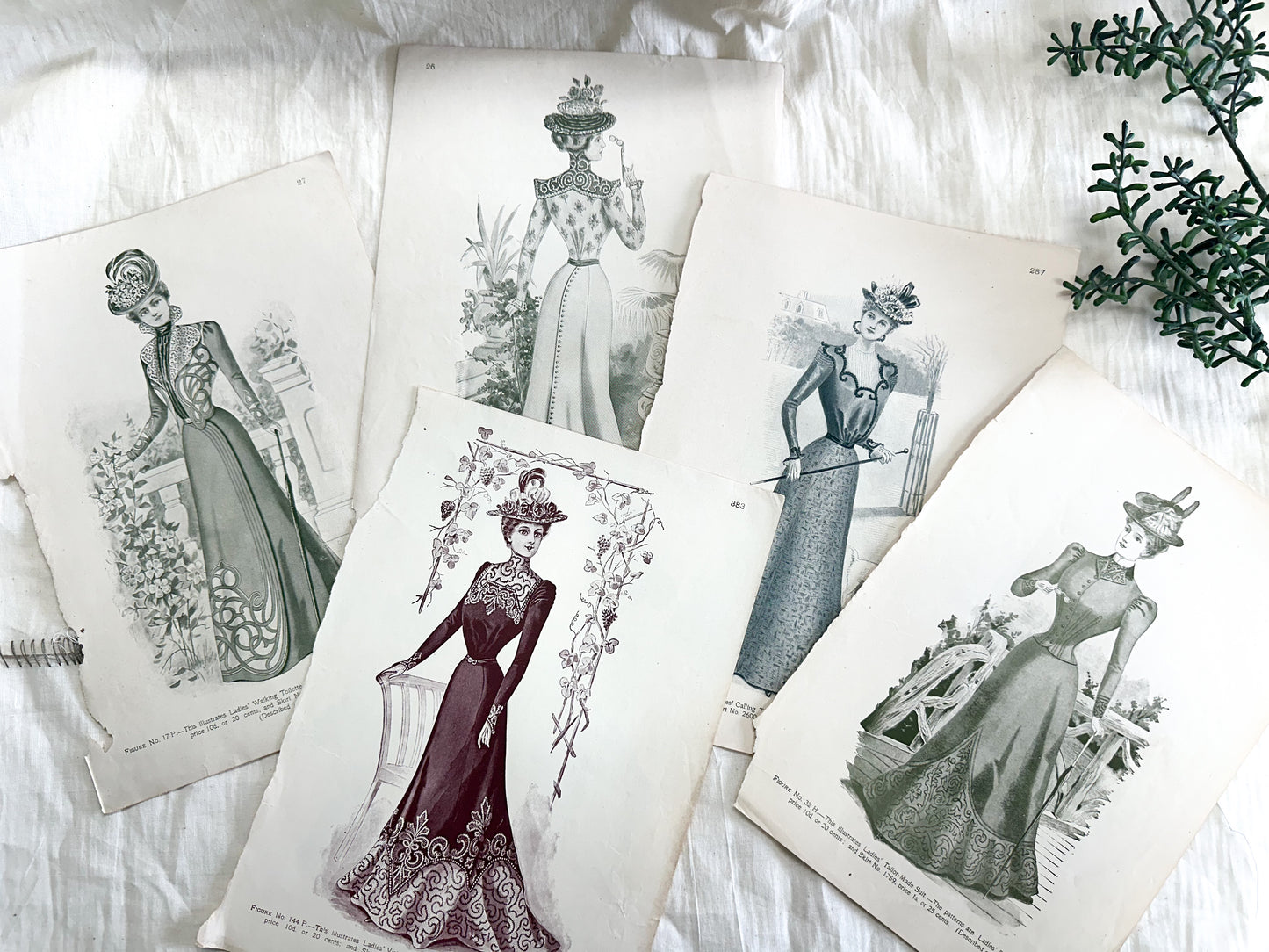 Vintage Fashion Pages